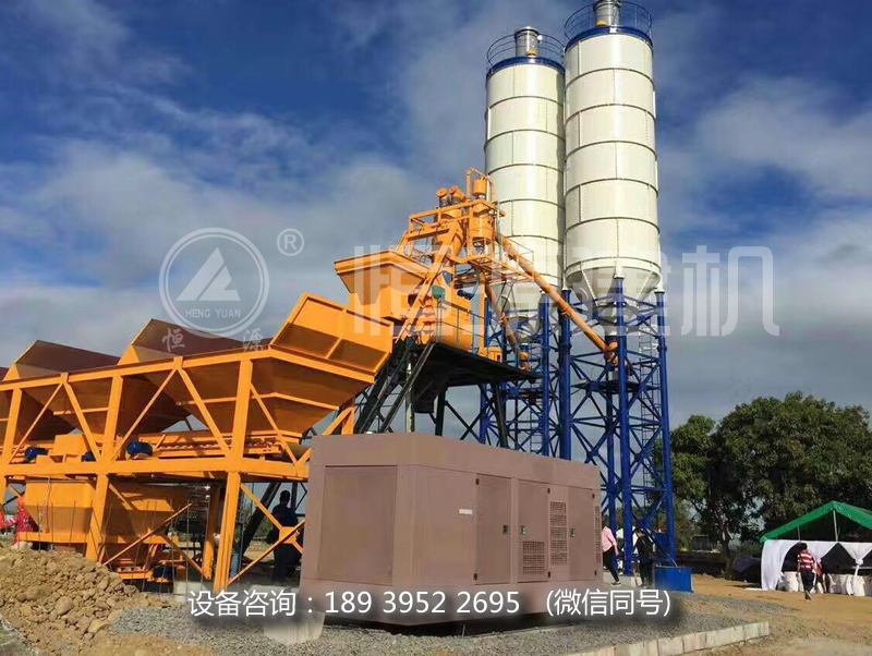 建一個(gè)不同型號(hào)的小型混凝土攪拌站設(shè)備占地面積是多少？？小型攪拌機(jī)的型號(hào)有哪些？